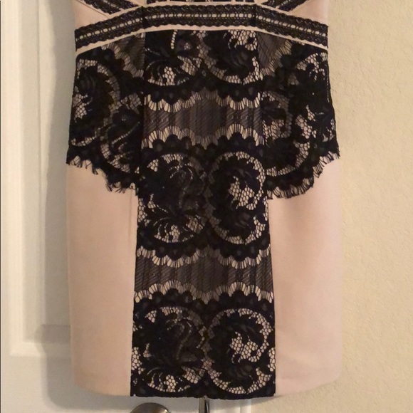 H&M + BLUSH DRESS + BLACK LACE DETAIL - Picture 2 of 3